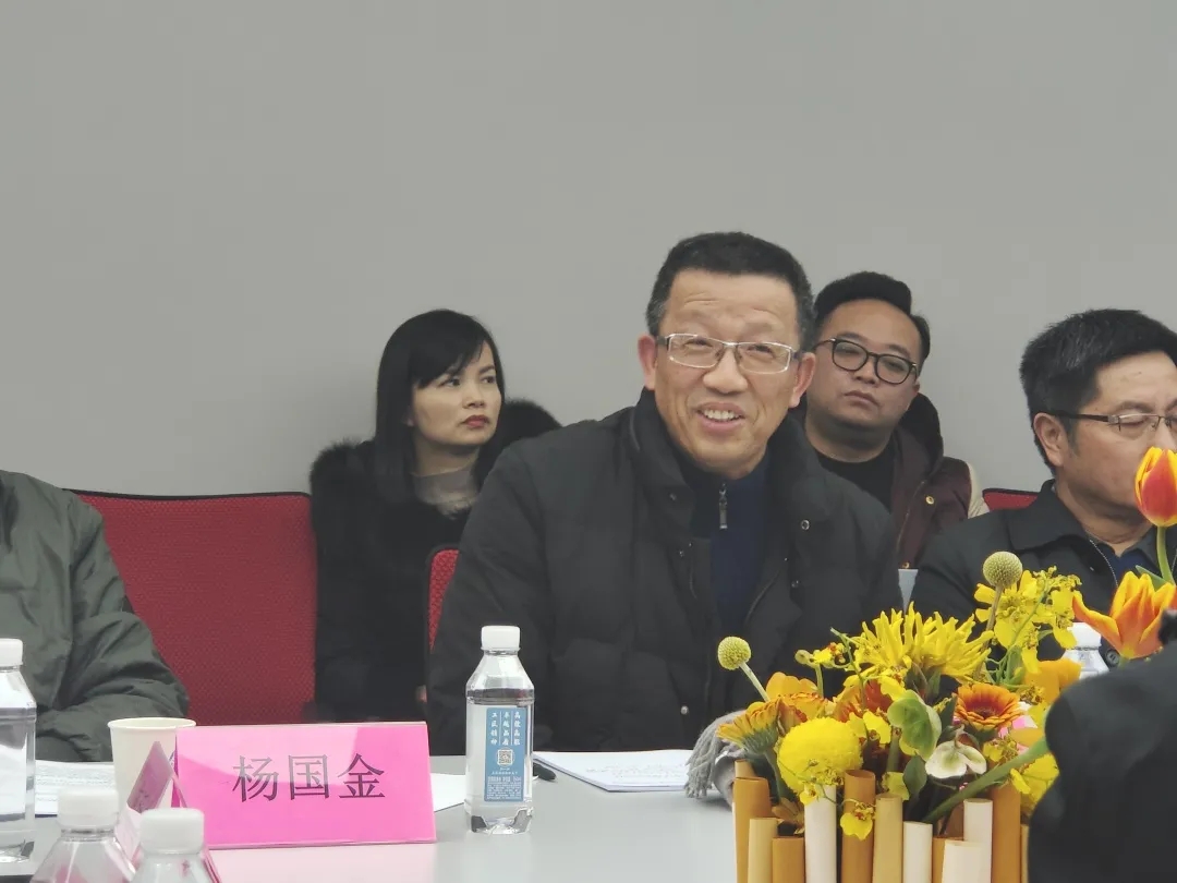 書封面mmexport1644905877945 書封面mmexport1644905877945.jpg